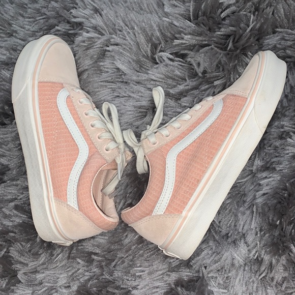 Vans - Picture 10 of 11